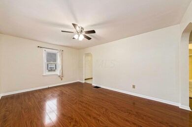 584 Collingwood Ave, Columbus, OH 43213 - photo 3