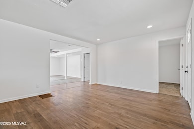 12466 W Vegas Dr, Tucson, AZ 85736 - photo 7