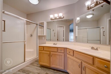 23830219-2DYXJfpm2W4