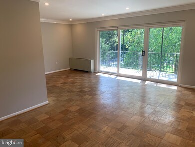 3535 Chevy Chase Lake Dr unit 302, Chevy Chase, MD 20815 - photo 3