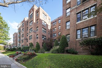 Tilden Court unit 404, Washington, DC 20008 - photo 2