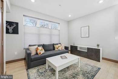 2109 M St NE unit 5, Washington, DC 20002 - photo 4