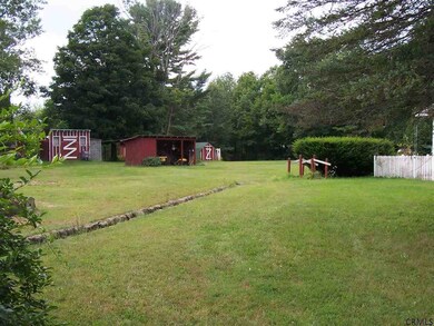 89 Petrified Gardens Rd, Saratoga Springs, NY 12866 - photo 3