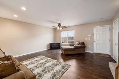 6471 Crab Apple Dr unit 46471, Canal Winchester, OH 43110 - photo 4