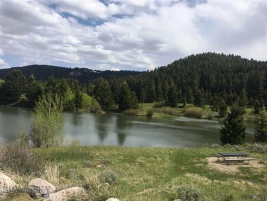 Access to Haypress Lakes