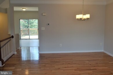 13108 Park Crescent Cir, Herndon, VA 20171 - photo 7