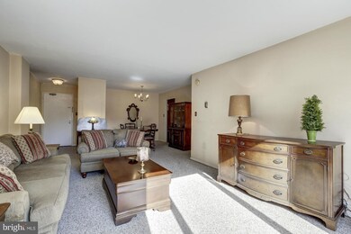 Van Ness East unit 609, Washington, DC 20008 - photo 3