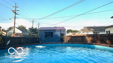 909 Pearl St, Columbus, IN 47201 - photo 4