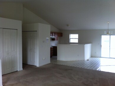 3266 Kady Ln, Columbus, OH 43232 - photo 2