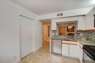 15364 Lakes of Delray Blvd unit 45, Delray Beach, FL 33484 - photo 6
