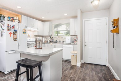 1112 Labelle St, Jacksonville, FL 32205 - photo 5
