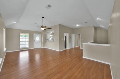 1141 Lovett St unit 4, Tomball, TX 77375 - photo 7