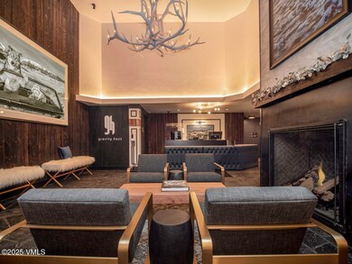 Gravity Haus_ lobby-5