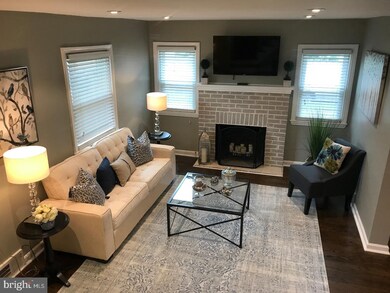 239 Fernwood Ave, Folsom, PA 19033 - photo 3