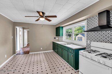 195 Osborn St, Keyport, NJ 07735 - photo 6