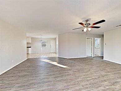 4303 Sheldon Dr, Granbury, TX 76049 - photo 3