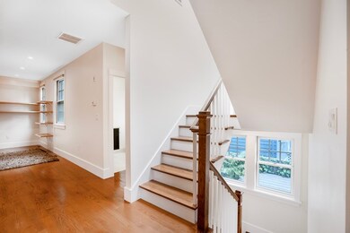 9 Montague St unit B, Cambridge, MA 02139 - photo 4