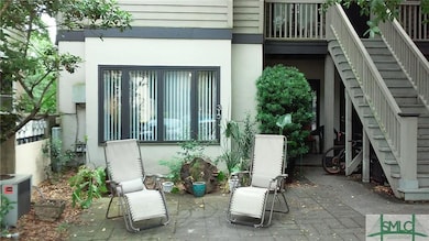 315 E Hall St unit A, Savannah, GA 31401 - photo 2