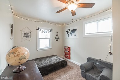 310 Springfield Ave, Folsom, PA 19033 - photo 5