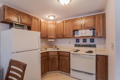1801 Post Rd #190 Wells
