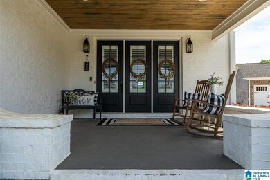 THE PERFECT SPOT TO RELAX, VISIT WITH NEIGHBORS OR