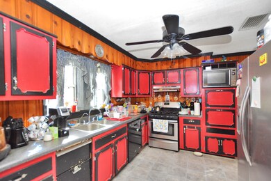 302 Weeks Dr NE, Cleveland, TN 37312 - photo 5