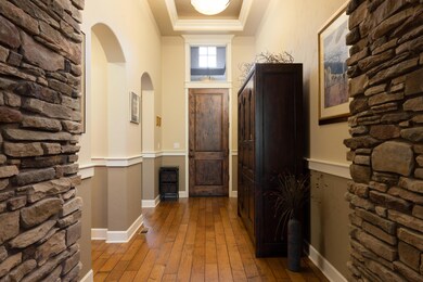 21042 Stonegate 3 of 37
