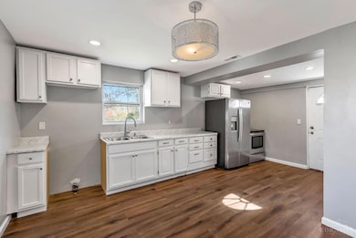 7718 Hamilton Ave, Cincinnati, OH 45231 - photo 5