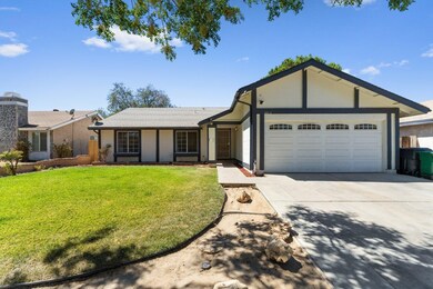 44019 Glenraven Rd, Lancaster, CA 93535 - photo 2