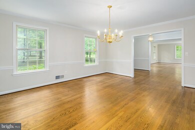 15101 Spring Meadows Dr, Germantown, MD 20874 - photo 7