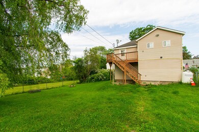 32 Beechwood Street, Thomaston