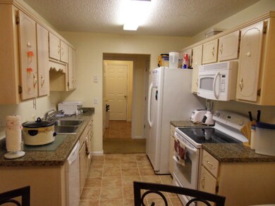 11 E Beaver Ln, Midway, GA 31320 - photo 5