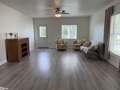 121 S West St, Carroll, IA 51401 - photo 4