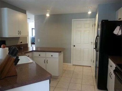 92 Fairway Dr, Plymouth, MA 02360 - photo 3