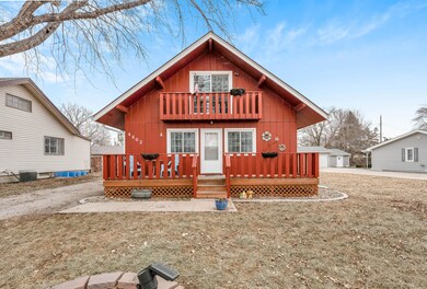 02-4603 Apache Street-2