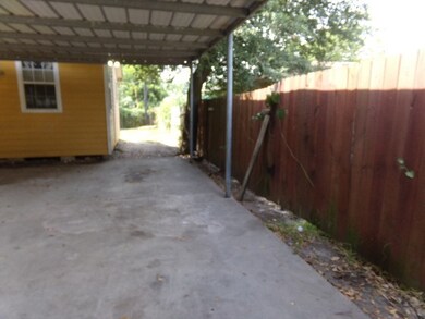 13374 Knollcrest St, Houston, TX 77015 - photo 4