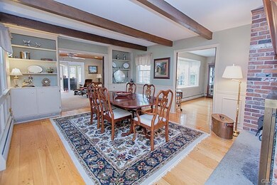 4116 Maulfair Dr, Allentown, PA 18103 - photo 6