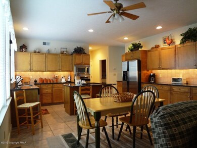 744 Pinecrest Dr, Pocono Pines, PA 18350 - photo 7