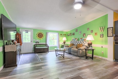 11 Flaghole Rd, Franklin, NH 03235 - photo 2