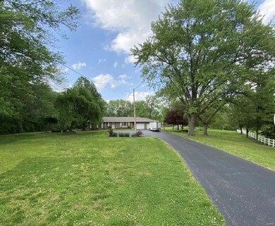 1221 S Clinton Rd, Caseyville, IL 62232 - photo 2