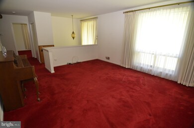 8909 Mark Place, Laurel, MD 20708 - photo 4