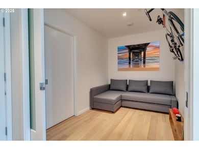 The Cosmopolitan unit 1415, Portland, OR 97209 - photo 4