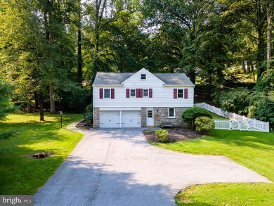 515 Forest Hills Cir, Devon, PA 19333 - photo 3