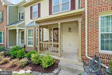 11762 Great Owl Cir, Reston, VA 20194 - photo 4