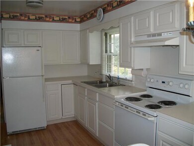 2275 N Court St, Circleville, OH 43113 - photo 2