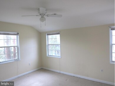 3738 Keller Ave, Alexandria, VA 22302 - photo 4