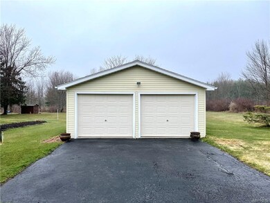 2-Car Detached Garage