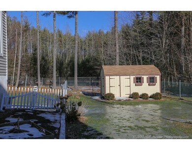 22 Woodside Dr, Londonderry, NH 03053 - photo 5