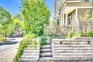 62 Blodgett Ave, Pawtucket, RI 02860 - photo 4