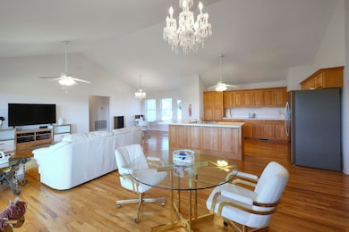 223 Roxbury Ct. 5